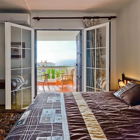 Holiday home El Algarrobo